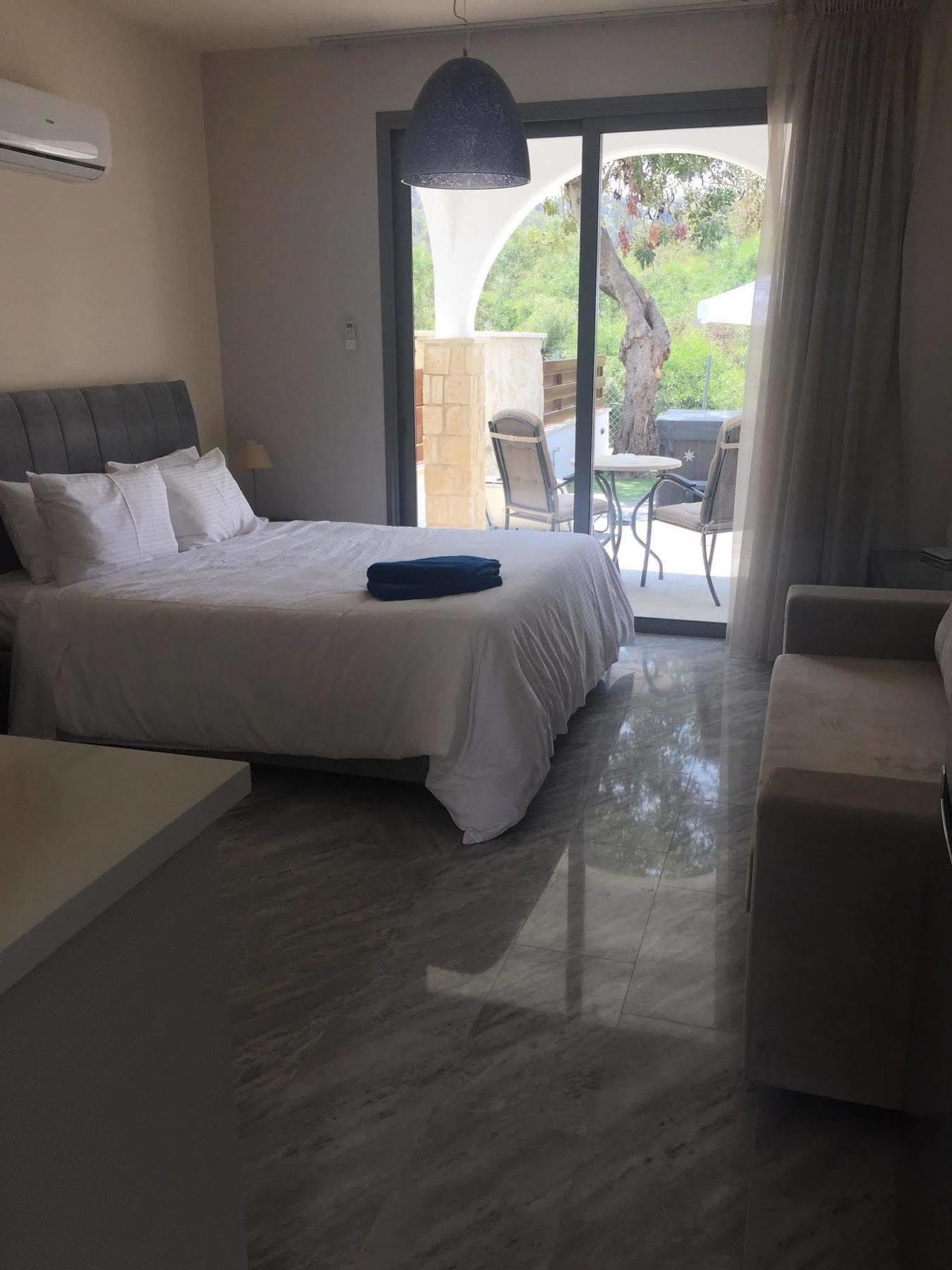 Latchi Escape Hotel And Suites Polis Zewnętrze zdjęcie