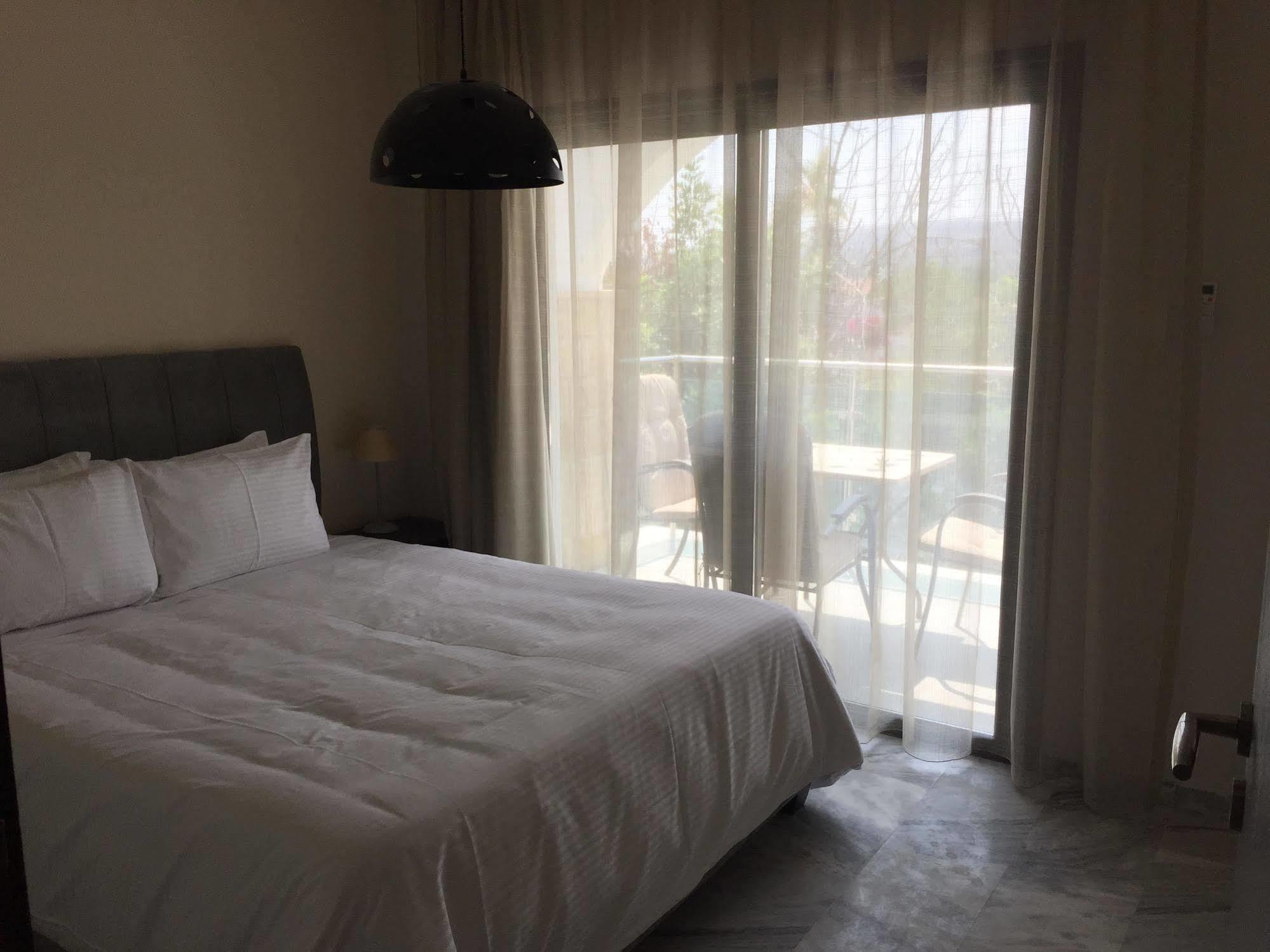 Latchi Escape Hotel And Suites Polis Zewnętrze zdjęcie